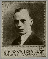 pict23.jpg [157x193]